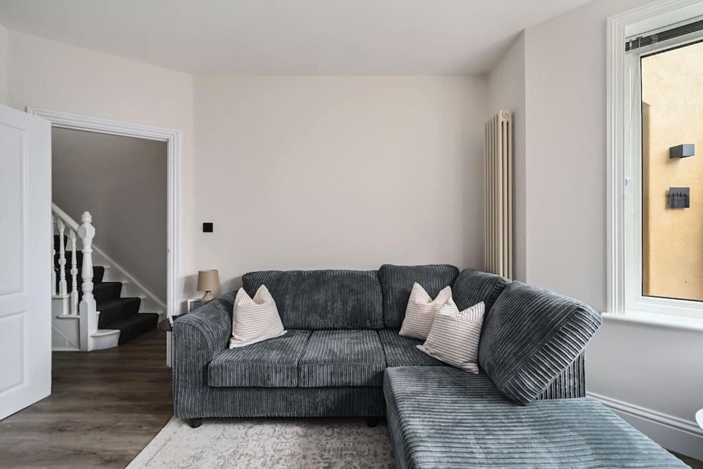 Stunning Spacious Duplex With Garden 141A Hastings Exterior photo